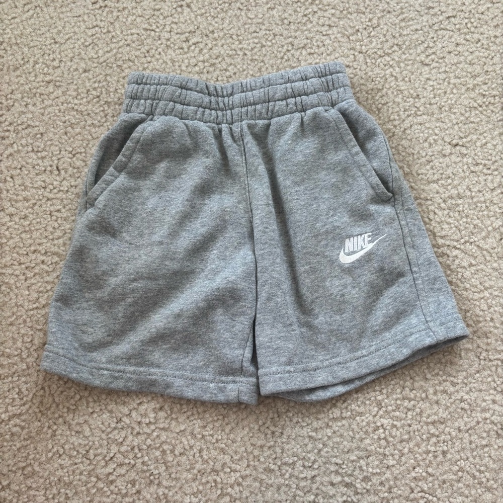 Nike Little Boys Gray Athletic Shorts Relaxed Fit Size XS